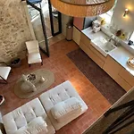 Maison Provencale-piscine-jardin Cloture-8 Pers * Collorgues