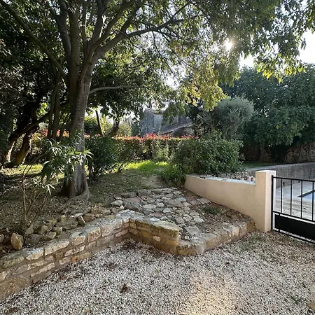 Maison Provencale-piscine-jardin Cloture-8 Pers Villa Collorgues