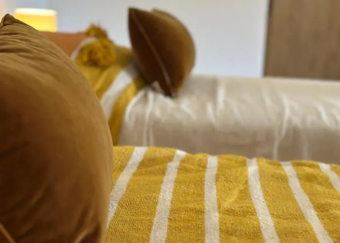 Villa Maison Provencale-piscine-jardin Cloture-8 Pers