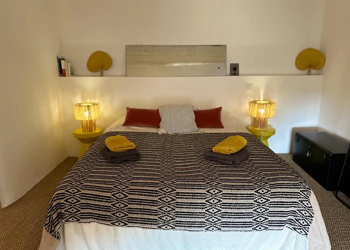 Maison Provencale-piscine-jardin Cloture-8 Pers *